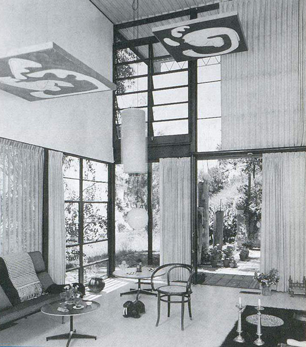 Eames House. Дом-студия Эймс. Лос-Анджелес. Калифорния. Архитекторы: Чарльз и Рэй Эймс, Ееро Сааринен. Charles & Ray Eames, Eero Saarinen