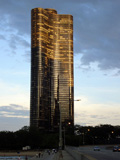 Lake Point Tower, 505 North Lake Shore Drive, Chicago, Illinois, USA. Architect: John Heinrich, George Schipporeit. Архитекторы: Шиппорет, Хеинрих. Чикаго (шт. Иллинойс)