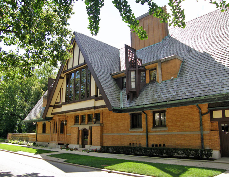 Фрэнк Ллойд Райт (Frank Lloyd Wright): Nathan G. Moore Residence, Oak Park, Illinois (Дом Натана Г. Мура, Оак-Парк, Иллинойс), 1895